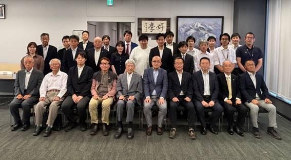 定例理事会後の集合写真