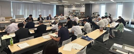 総会の様子